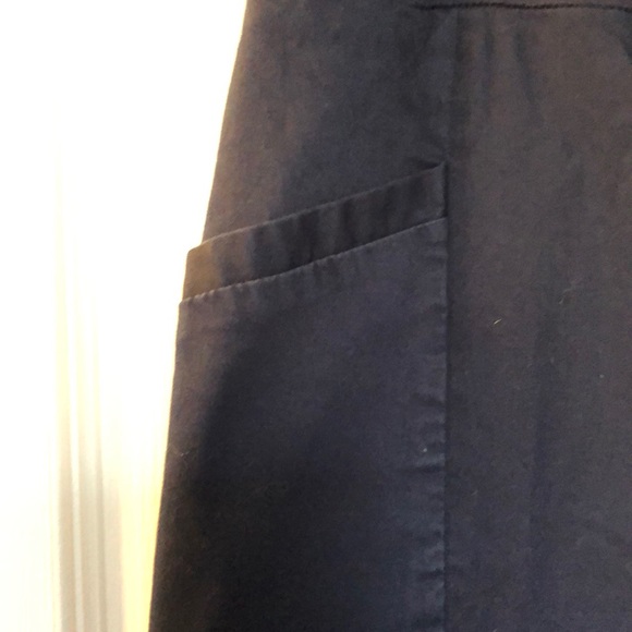 2 for $25 H&M Structured Navy Pencil Skirt - Picture 2 of 2